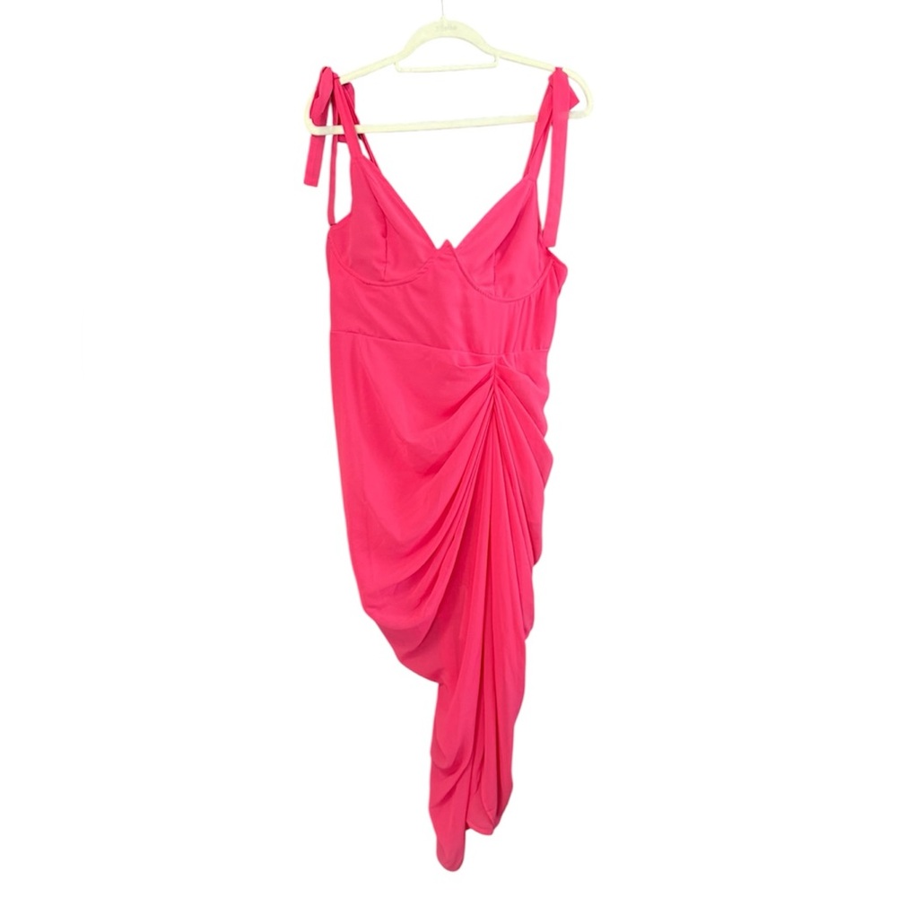 Nwt pretty little thing dress
